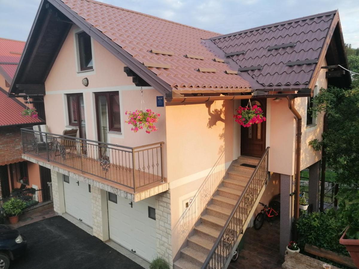 Holiday Home Lana Fuzine Ngoại thất bức ảnh