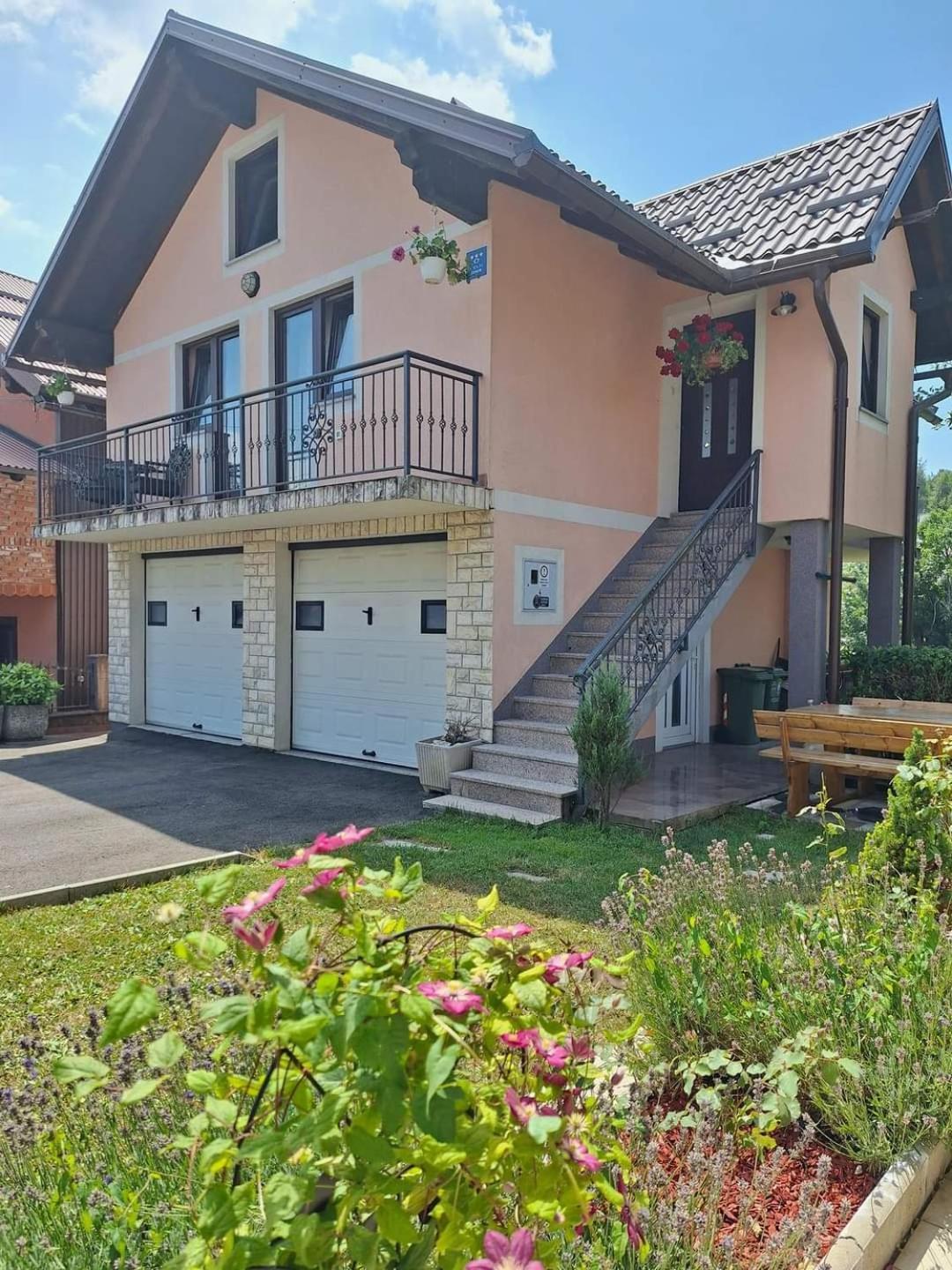 Holiday Home Lana Fuzine Ngoại thất bức ảnh